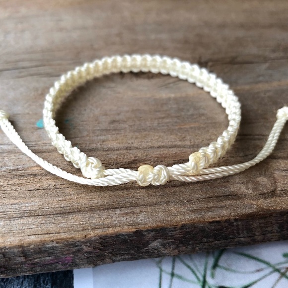 Cottagecore Off-White Nylon Square-Knot Bracelet - Picture 3 of 3